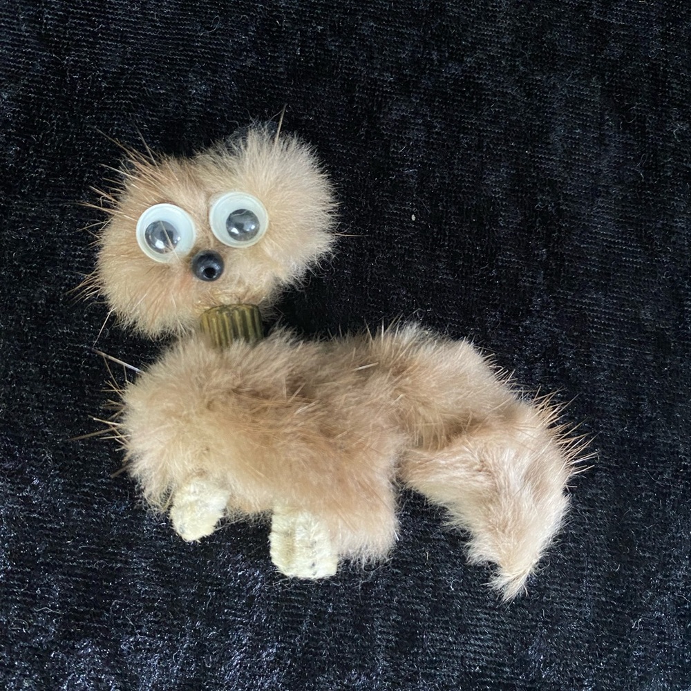 Vintage Mink Fur Kitty Cat Fox Brooch Pin 1950-60s Googly eyes.